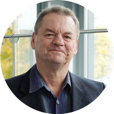 Wolfgang, Managing Director OSCO Wolfgang Seehaus, Managing Director OSCO