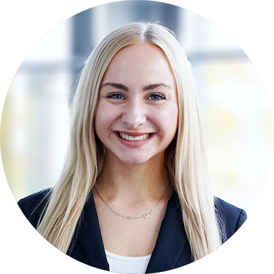 Lisa, Key Account Manager in the Microsoft Division Lisa, Key Account Manager in the Microsoft Division